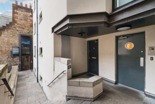 Old Fishmarket Close, Royal Mile