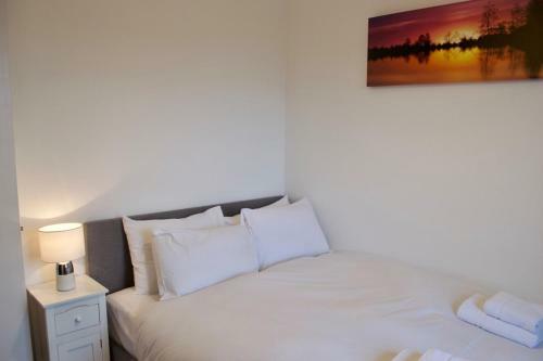 Apartamento Comfortable Bright 2 Bed Minutes From Leith Walk