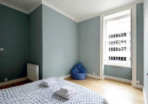 Altido Edinburgh Spacious Apartment - Royal Mile