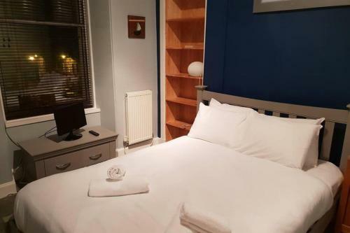 Apartamento Bright 1 Bed Home Near City Centre!