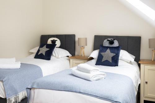 Berry Cottage - 4 Bedroom, Pet-friendly Cottage Sleeping 8