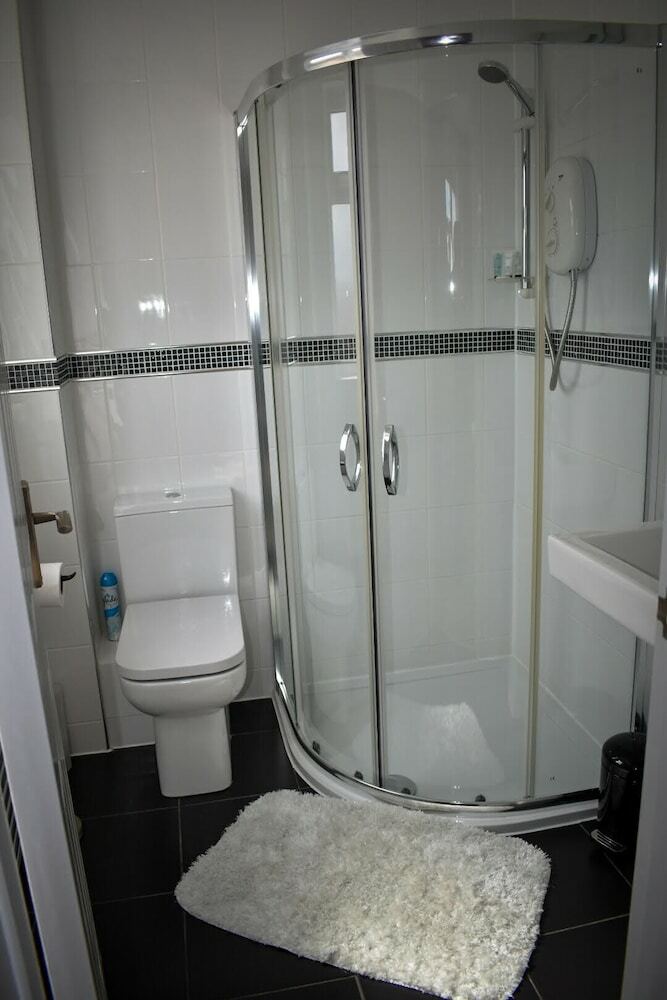 Tlc Exmouth Bed And Breakfast