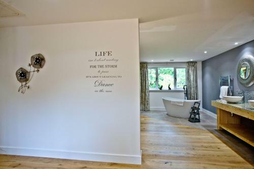 Cedar Lodge, South View Lodges, Exeter
