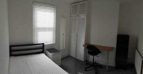 4-bed House In Exeter 30 Mins Drive To The Beach