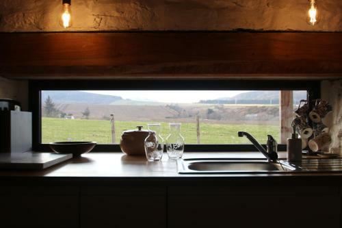 Immaculate 1-bed Cottage In Evanton