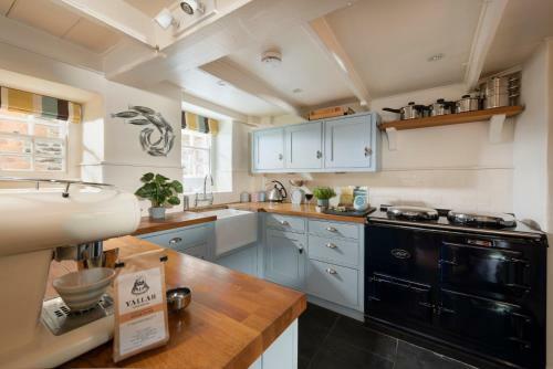 Navas Nook