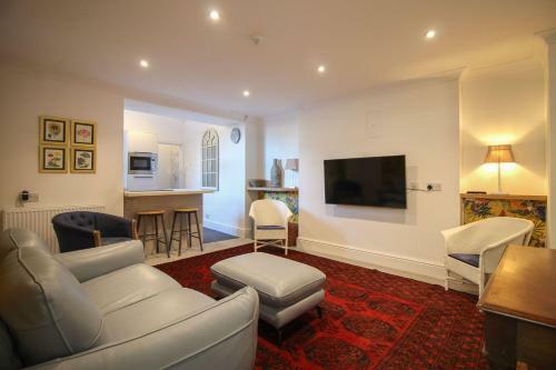 Lower Deck At Melvill House