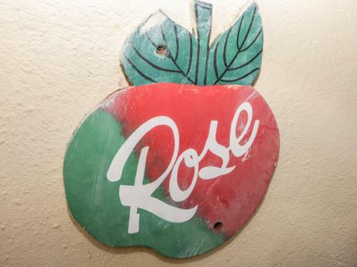 Rose
