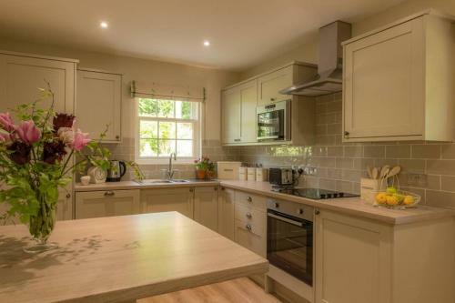 Quarry Gardens Lodge