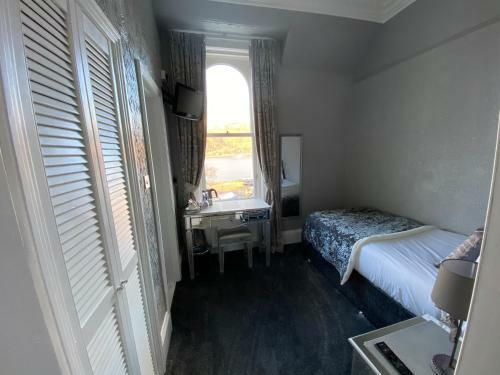 Bed & Breakfast Ashburn House