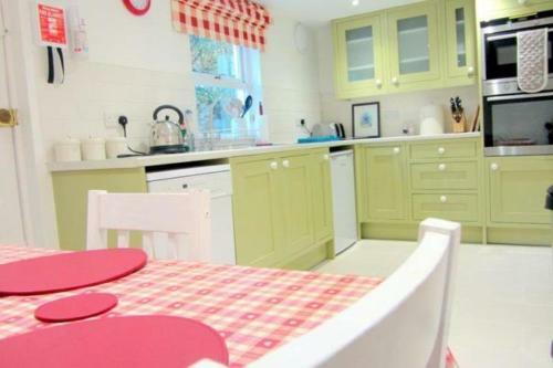 Little Cottage