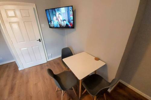 Apartamento Spacious 3 Bed Flat For Contractor & Professional Stays