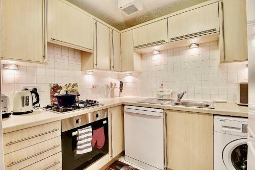 Westend Luxury Apartment
