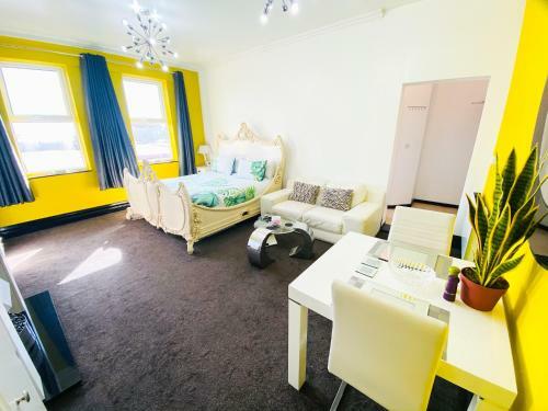 Phoenix Executive Apartments