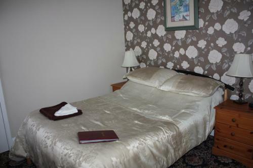 Hostal Barons Court