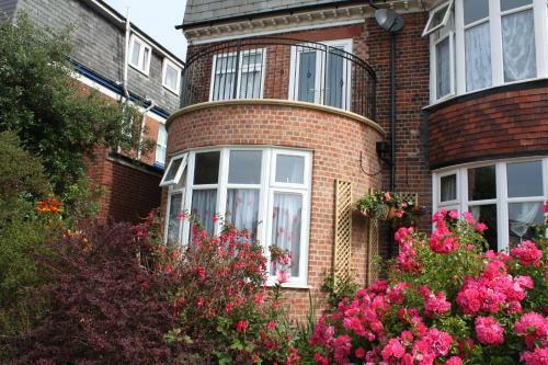 Hostal Barons Court