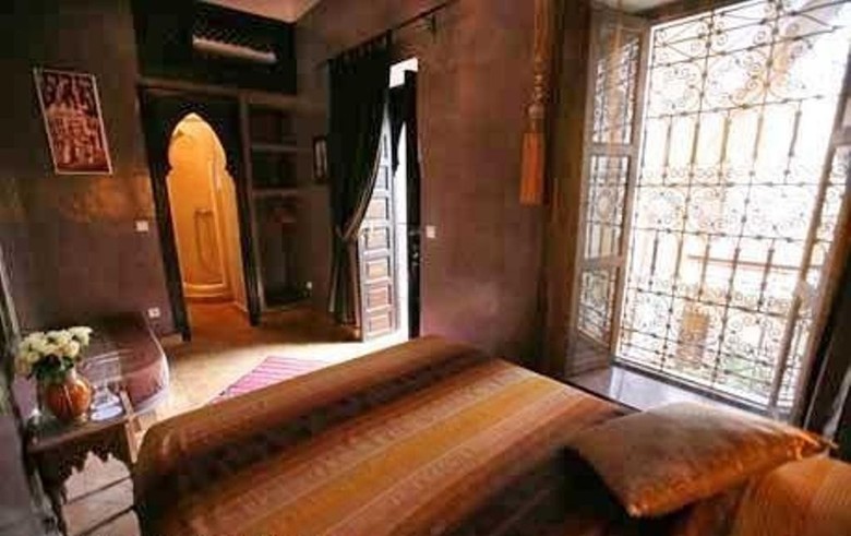 Riad Sharmance