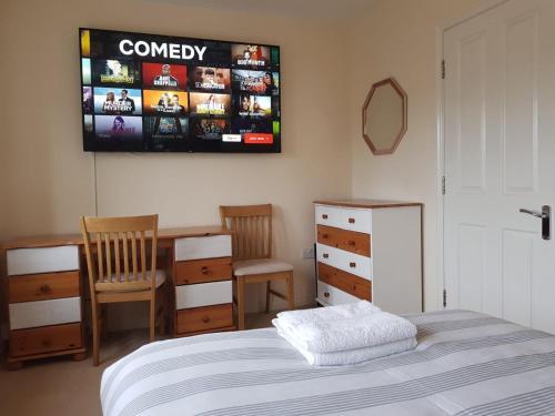 Caspian House (4 Bedrooms)
