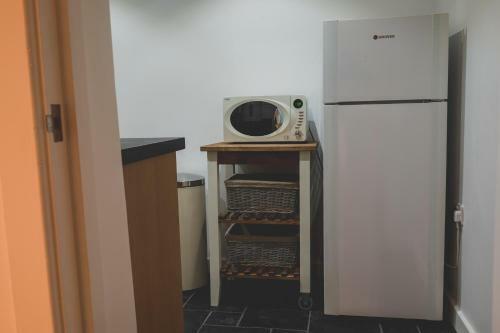 Discovery Suite ? Simple2let Serviced Apartments