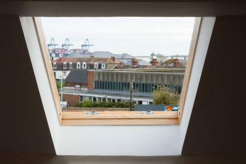 Lighthouse View 2 Bed Duplex Penthouse Apartment