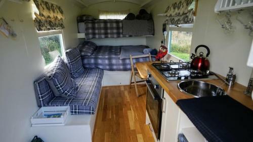 Shepherd's Hut Westcote