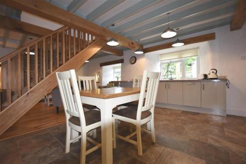 The Old Farmhouse Kitchen