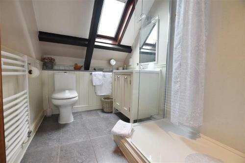 5 The Coach House
