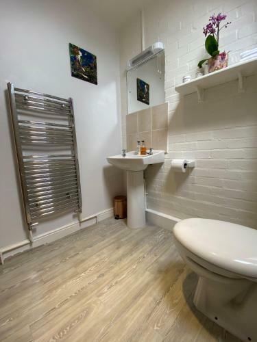 Kirkdale Cottage