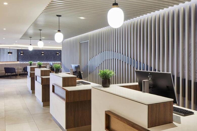 Hotel Courtyard By Marriott London Heathrow Airport