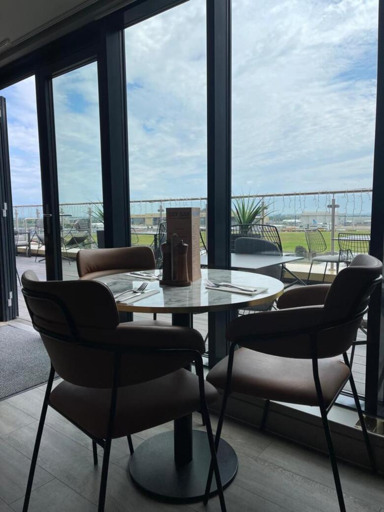 Hotel Courtyard By Marriott London Heathrow Airport
