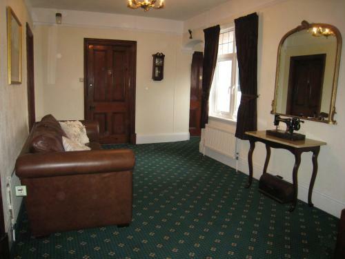 Ashleigh House