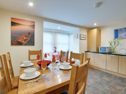 Apartment The Beacons