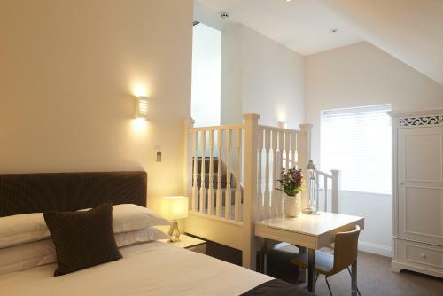 The Bell Inn Hotel