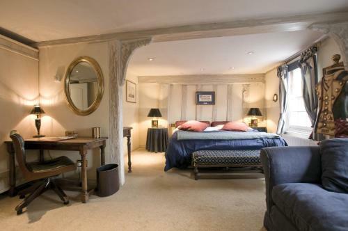 The Bell Inn Hotel