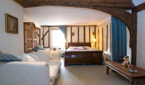 The Bell Inn Hotel