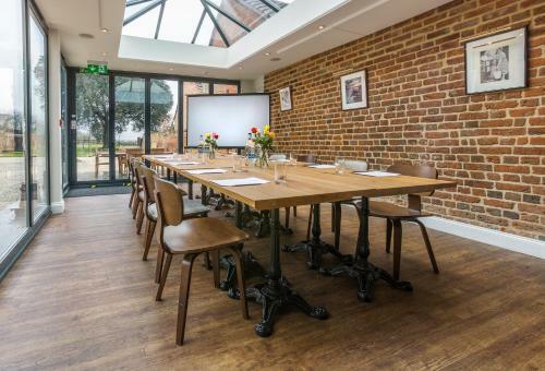 The Bell Inn Hotel
