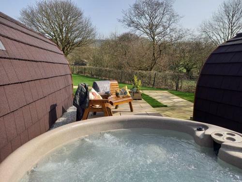 Lodge Ribblesdale Pods