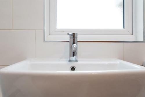 Ifield House Crawley/gatwick