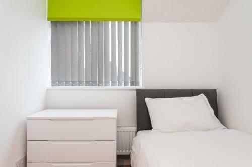 Ifield House Crawley/gatwick