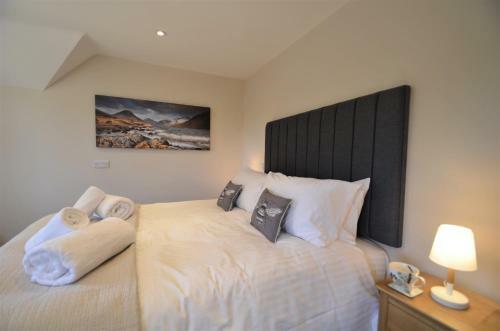 3 Ladymead Mews