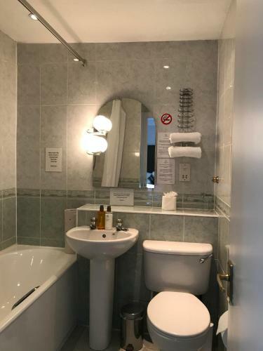 Inverkip Hotel