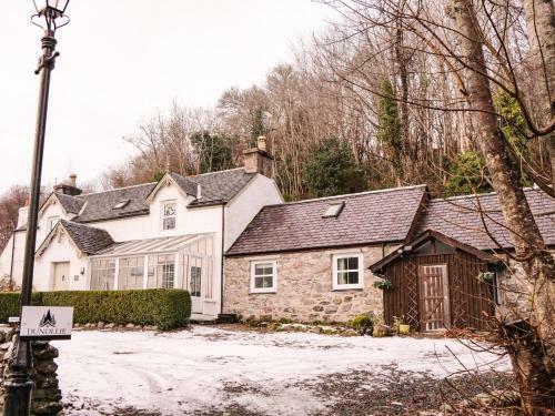 Dunollie House