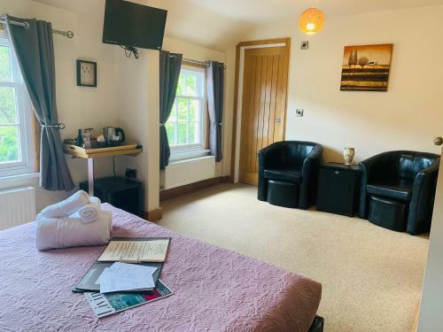 Hostal Bridge View Guest House