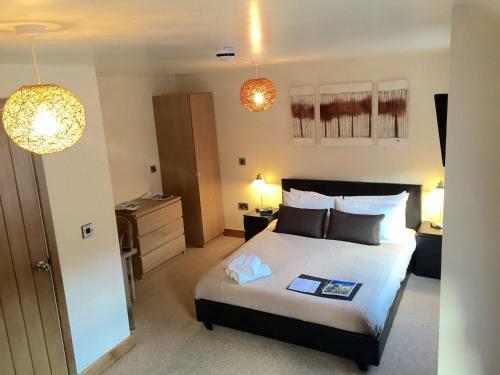 Hostal Bridge View Guest House