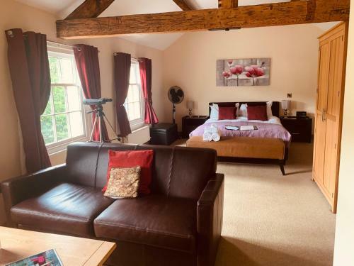 Hostal Bridge View Guest House