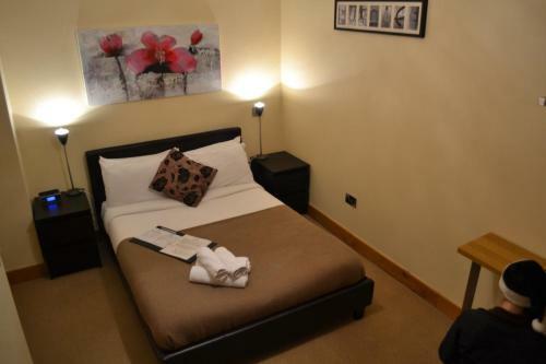 Hostal Bridge View Guest House