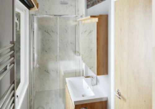 Caledonian Lodges 5 Inverness