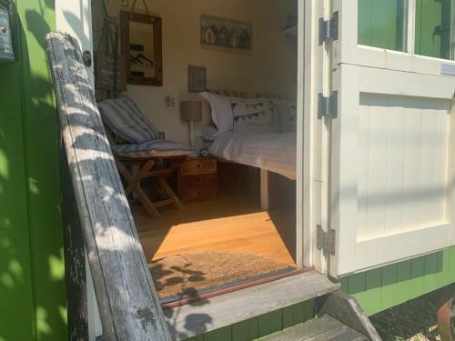 The Tregothnan Shepherds Hut