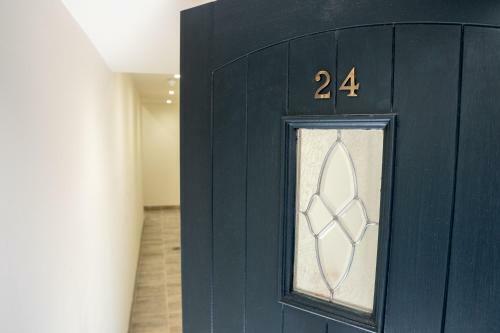 24 Tanners Yard