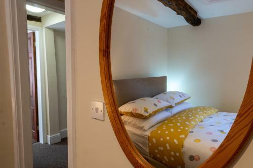Highgate View Apartment